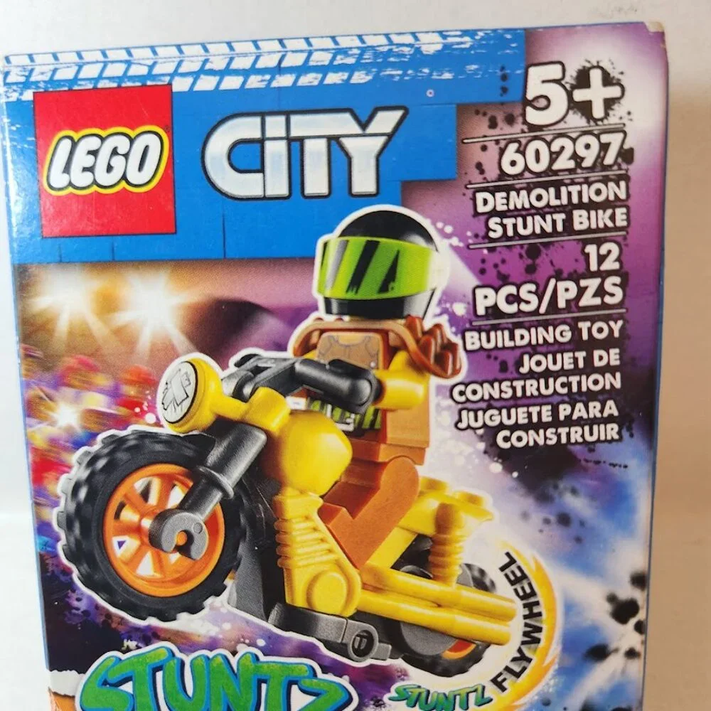 NEW LEGO 60297 City Stuntz Fly wheel Motorcycle Minifigure CHRISTMAS STOCKING ST